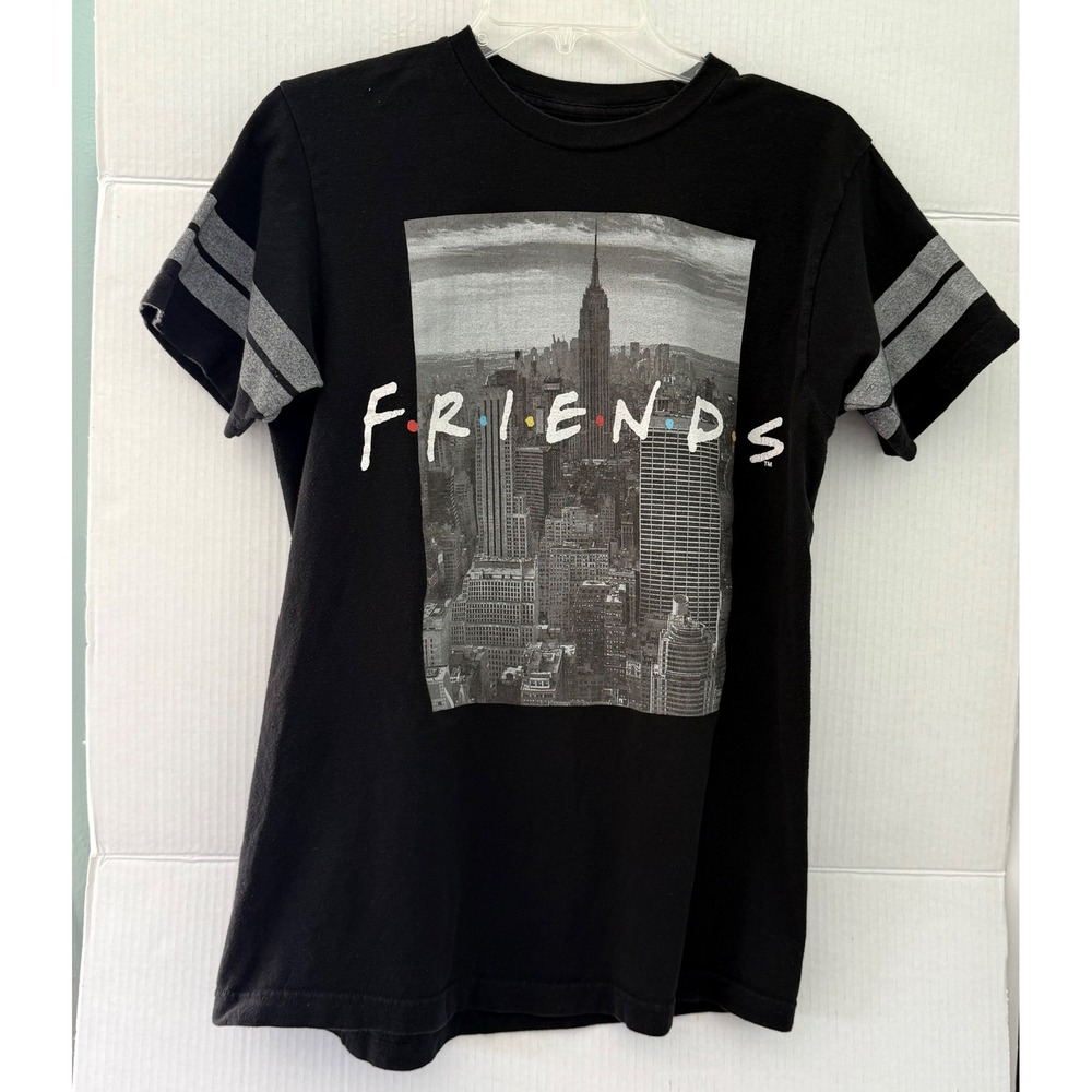 Friends TV Series Graphic T-Shirt XL Black NYC Skyline Short Sleeve 90s Sitcom